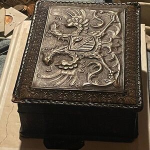 Handcrafted leather humidor